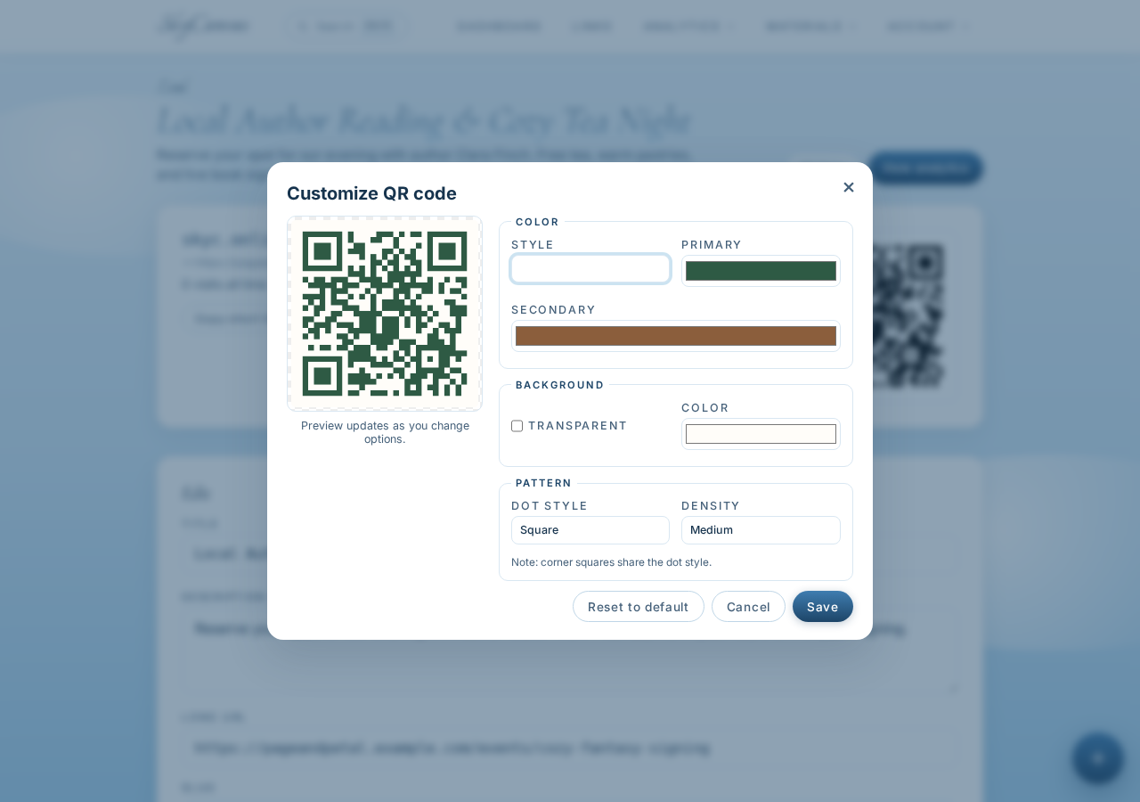 Customizing the QR code style on the link page: brand colors applied to the QR modules with a live preview.