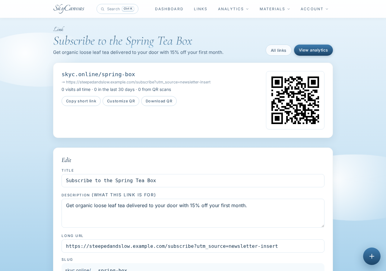 The link detail page right after creating the short link: the sky.canvas short URL, the destination, and the generated QR code ready to download.