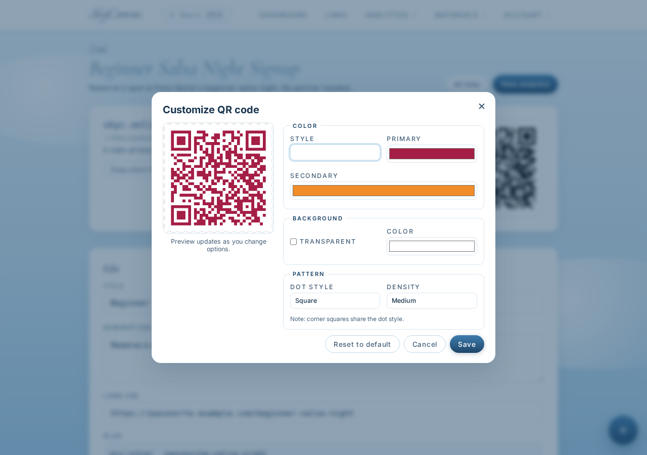 QR customization controls with Paso Norte brand colors applied to the modules and shown in the live preview